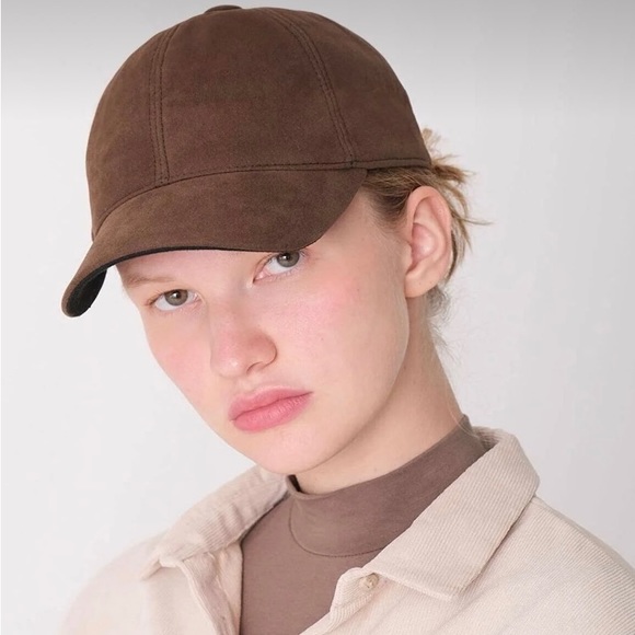 Tan brown suede cap - Picture 2 of 5
